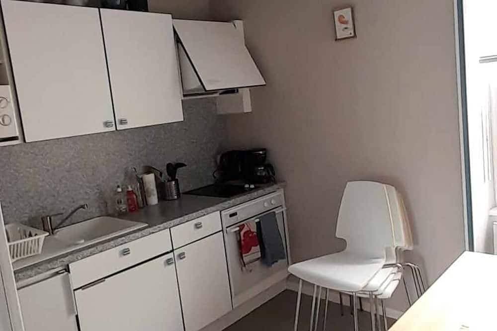 Foto 5 von 9: Location Studio Centre Ville, Animaux de Compagnie Acceptés