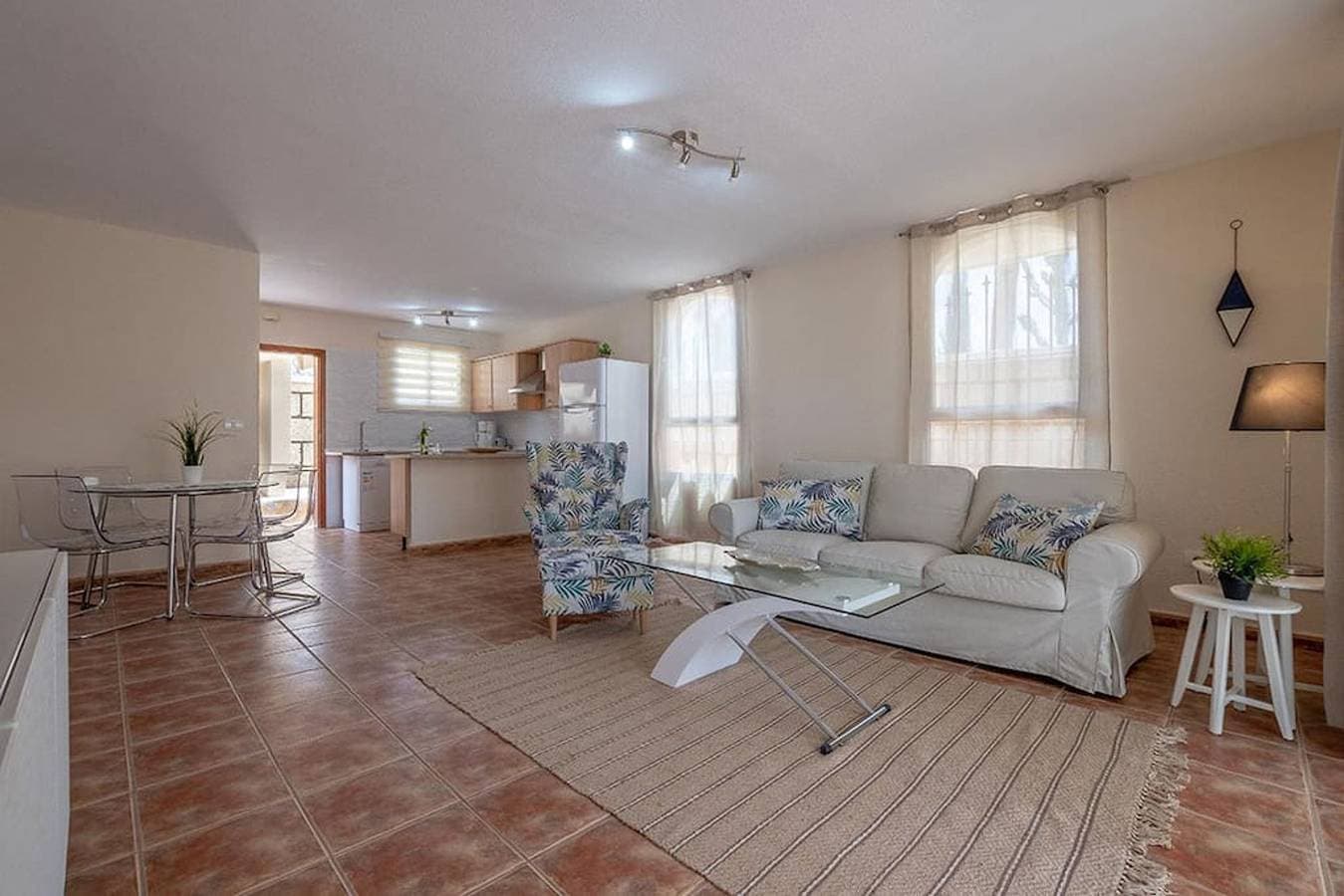 Foto 3 von 34: Villa für 4 Personen mit Terrasse