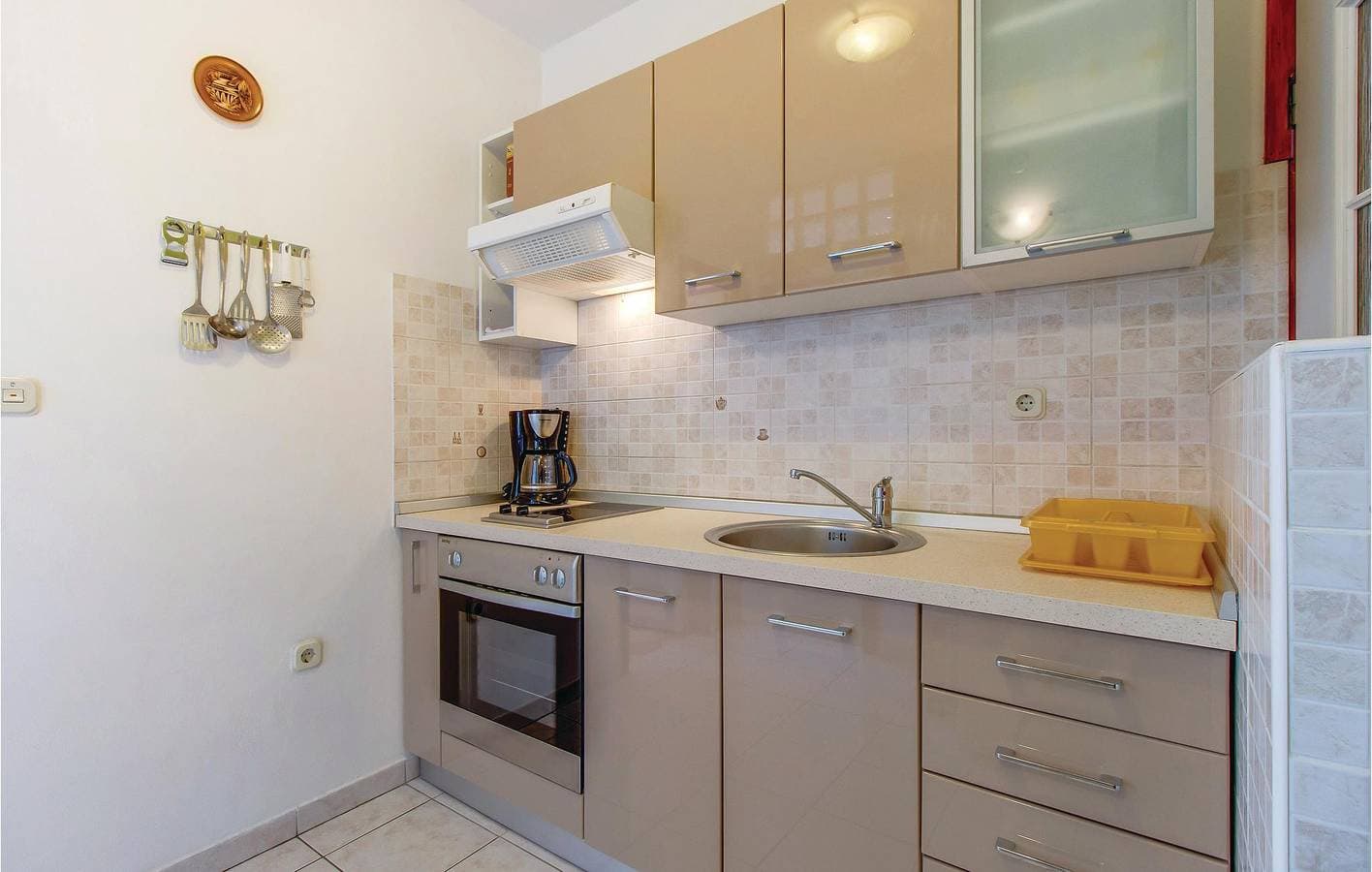 Foto 10 von 17: Urlaub am Meer: Gemütliche Ferienwohnung mit Terrasse und moderner Ausstattung