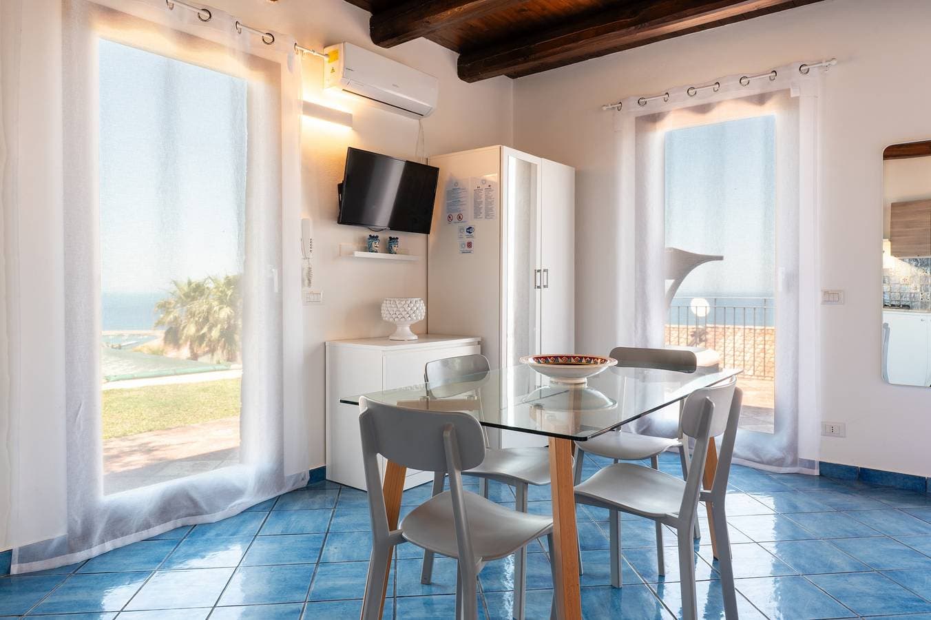 Foto 5 von 28: Ferienwohnung 'Terra' mit Gemeinschaftspool, Wi-Fi und Klimaanlage