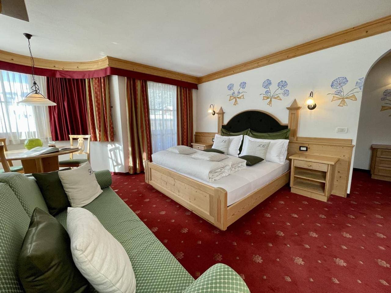 Foto 10 von 34: King Room with Balcony
