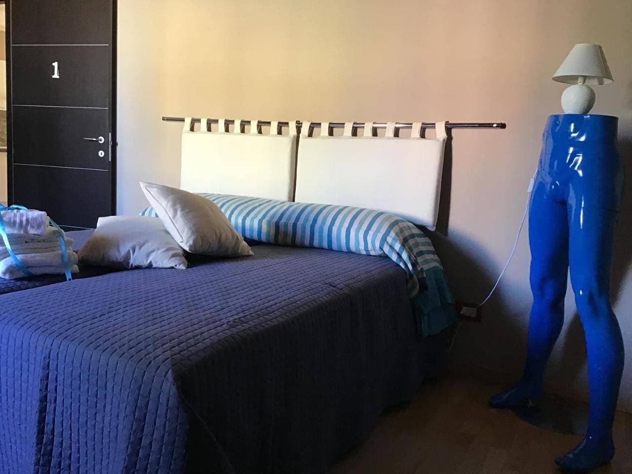 Foto 8 von 12: Double Room with Private Bathroom