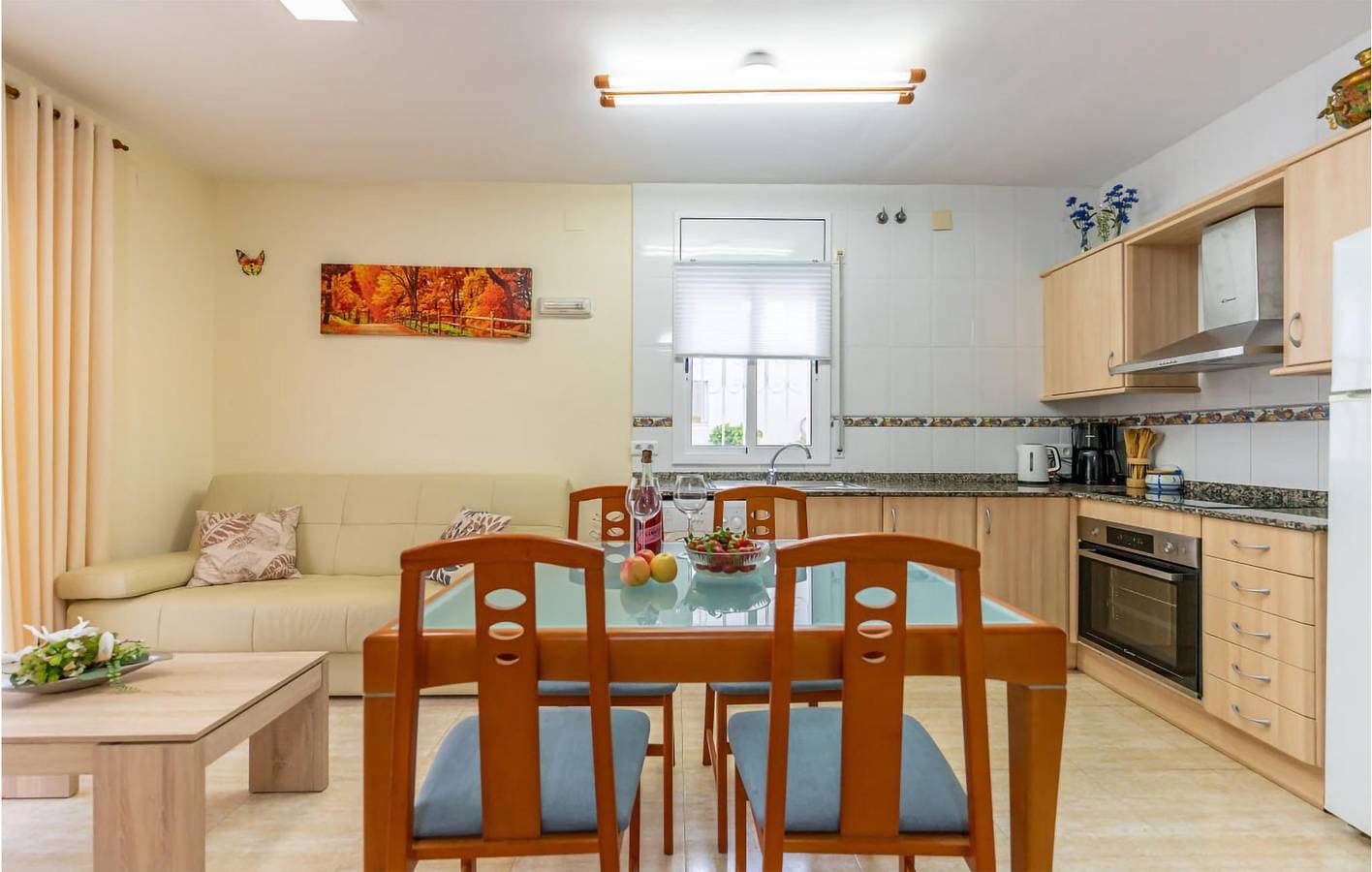 Foto 7 von 37: 68 qm Wohnung mit AC, Parkplatz, Pool & WiFi