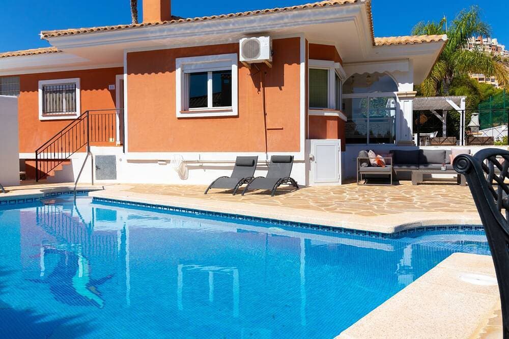 Casa de Familia, luxury villa with private pool 1