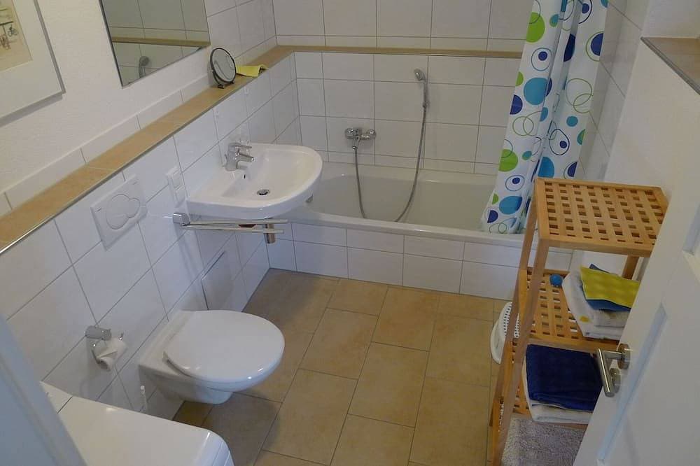 Foto 4 von 8: Ferienwohnung in Öhningen-Wangen mit Seeblick