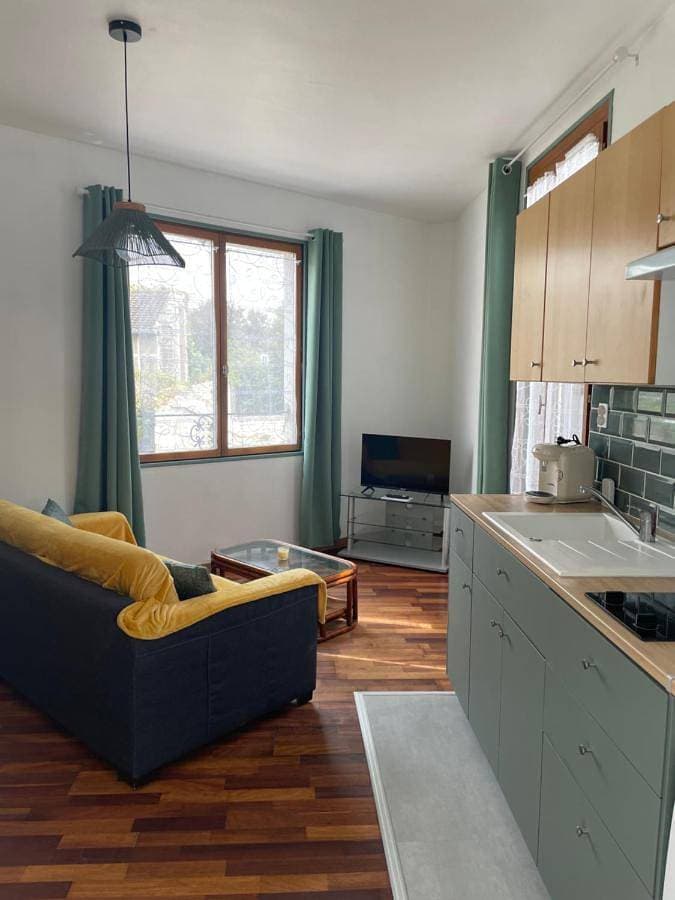 Appartement 35 m2 1er étage 200 m de la mer avec jardin 1