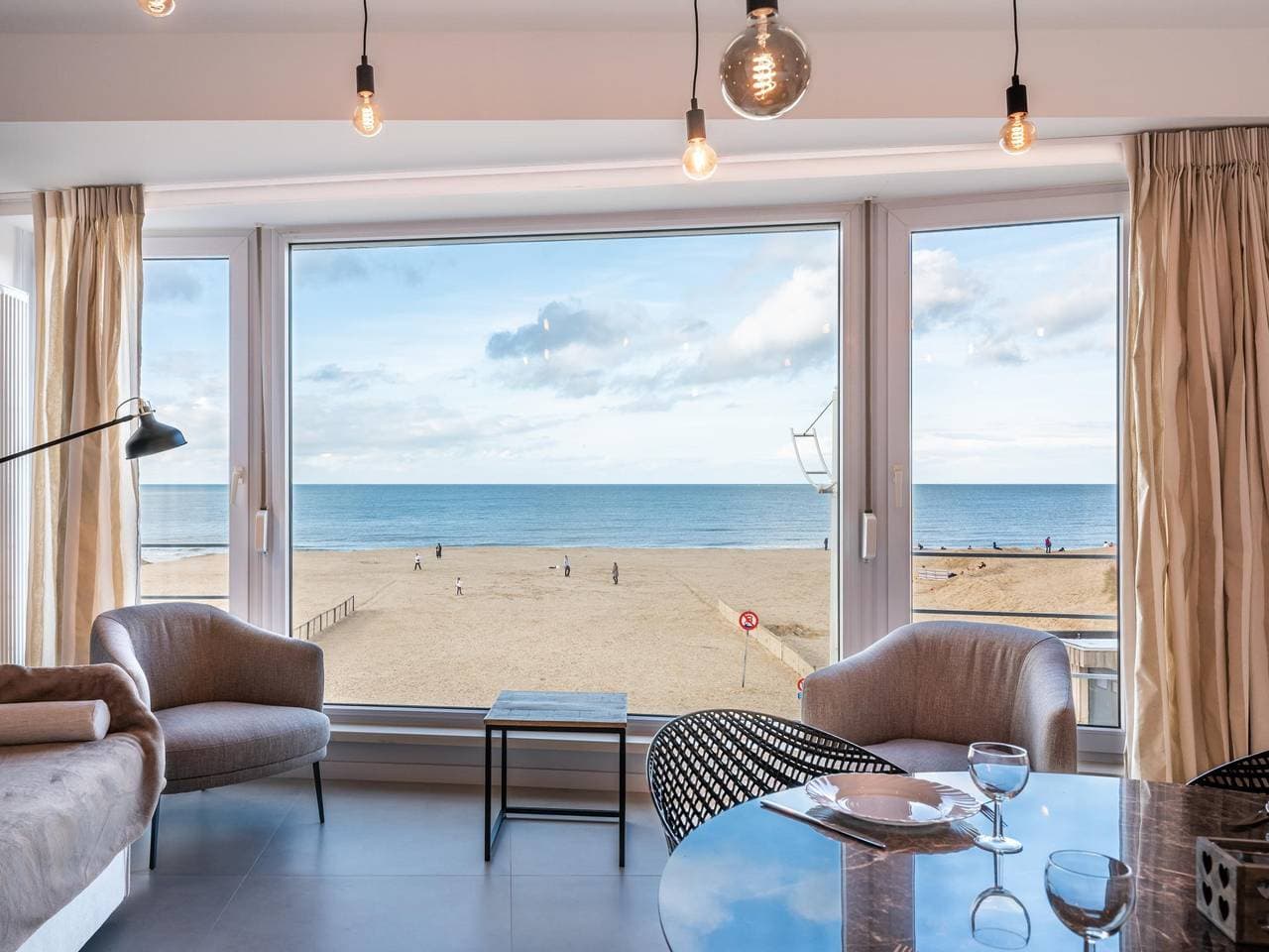 Stilvolle Wohnung mit Meerblick 1