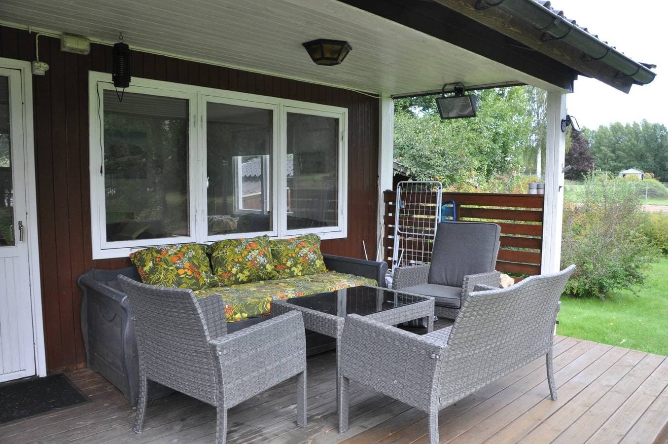 Foto 6 von 28: Ferienhaus mit Seeblick am See Lelången mit Boot