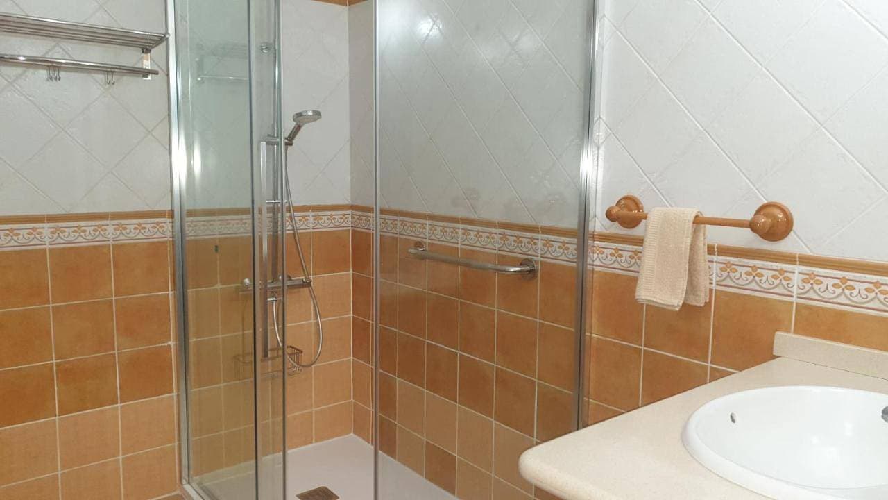 Foto 10 von 31: Two-Bedroom House