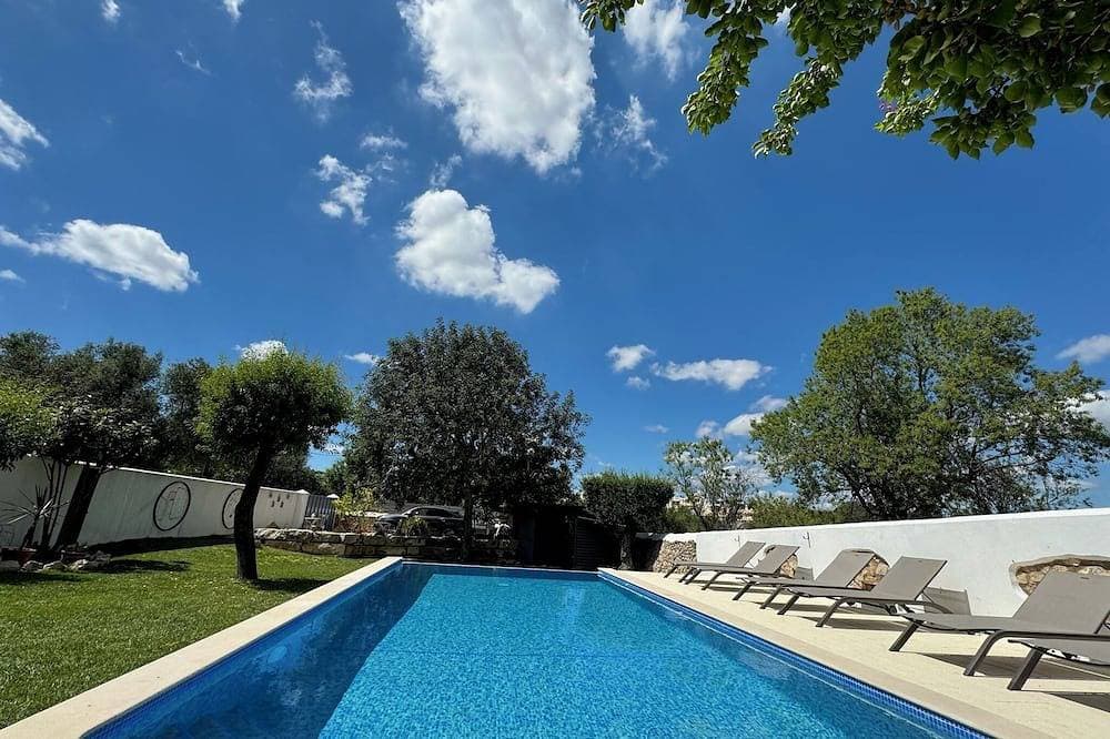 The Little Wine House - Maison & Jardin Privés au Calme Proche Albufeira 1