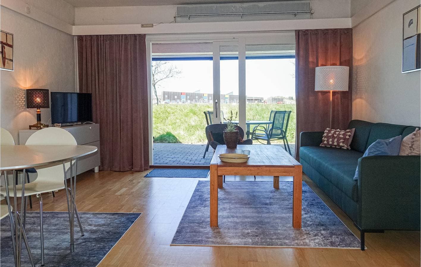 Foto 6 von 21: Ferienwohnung für 4 Personen mit Pool