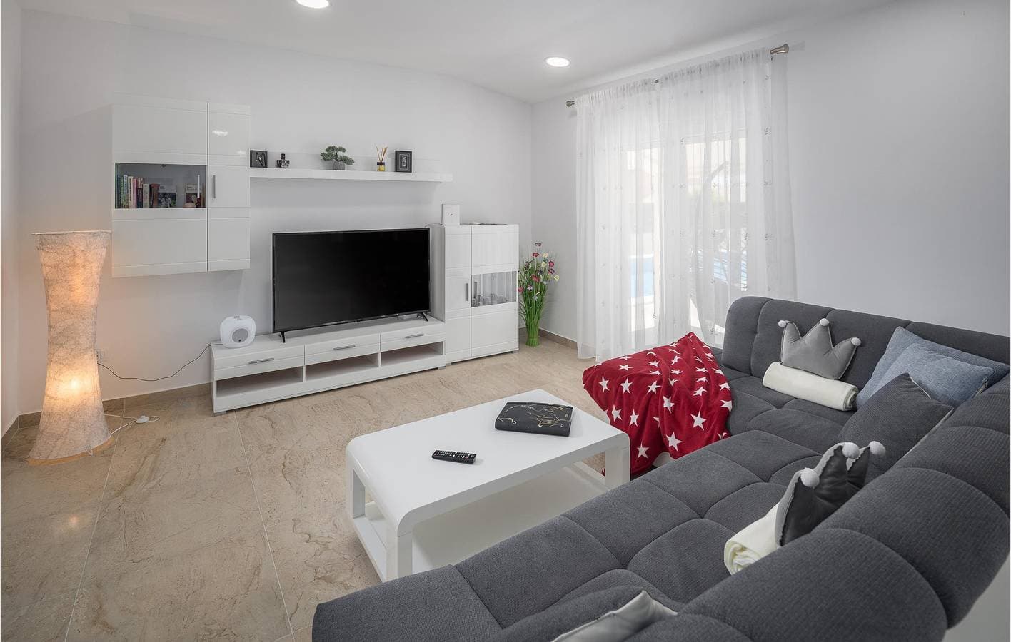 Foto 6 von 24: Gemütliche 1-Zimmer-Wohnung mit Pool und Terrasse, 400 m vom Restaurant Vorichi entfernt
