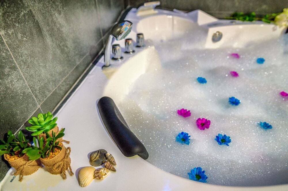 Foto 9 von 30: Rustikaler Rückzugsort am Flussufer