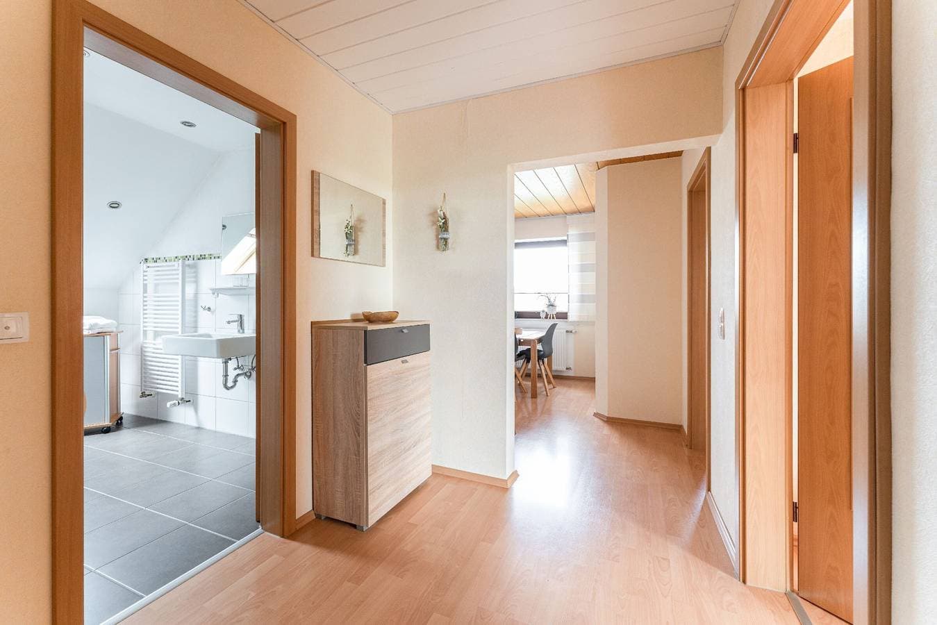 Foto 7 von 17: Appartement Fernblick, 55qm, Balkon, 1 Schlafzimmer, max. 2 Personen