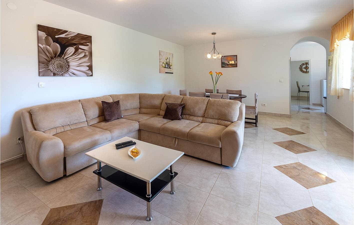 Foto 8 von 40: Apartment mit Meerblick, Pool, Terrasse und WLAN – 1000 m vom Strand entfernt