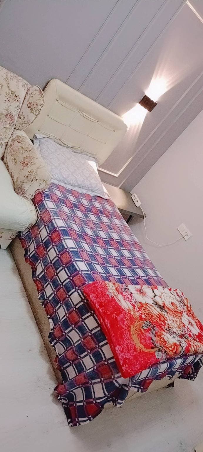 Foto 4 von 17: Standard-Schlafzimmer mit 2 Einzelbetten