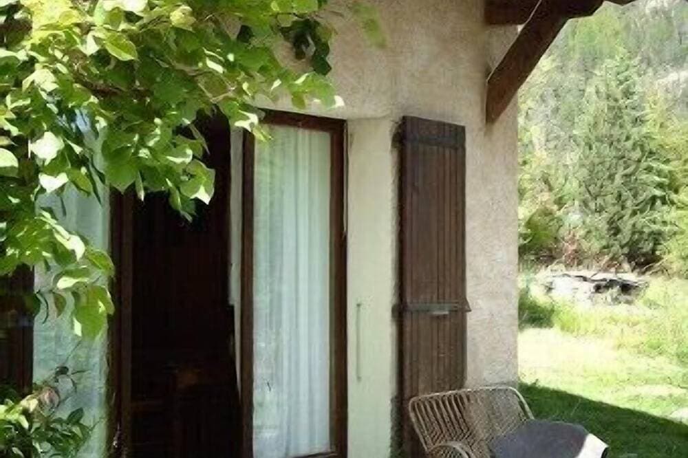 Foto 13 von 15: Erdgeschosswohnung im Einzelhaus