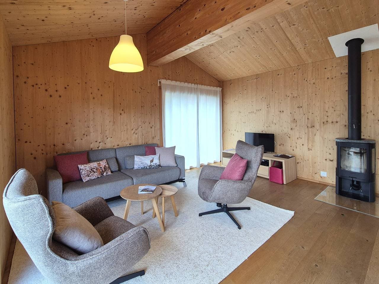 Foto 8 von 18: Ferienhaus Charme by biobuchli, Tenna - 3.5 Zimmer Ferienhaus für max. 4 Pers.
