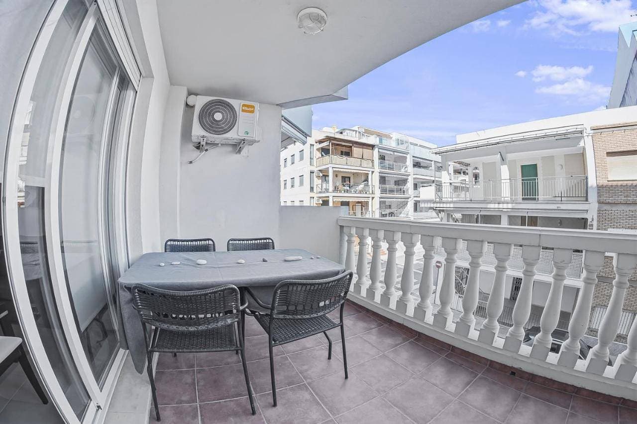 Foto 4 von 54: One-Bedroom Apartment with Sea View and Balcony
