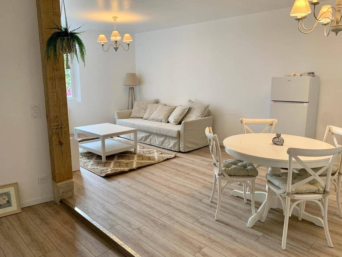 Foto 4 von 22: One-Bedroom Apartment