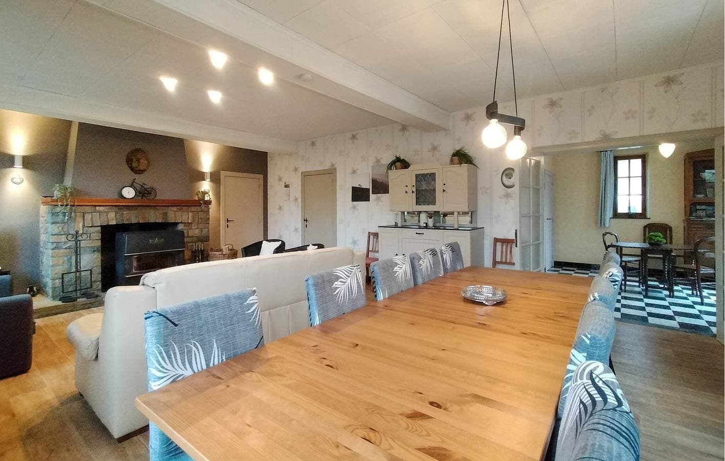 Foto 8 von 39: Ferienhaus für 12 Personen mit Garten