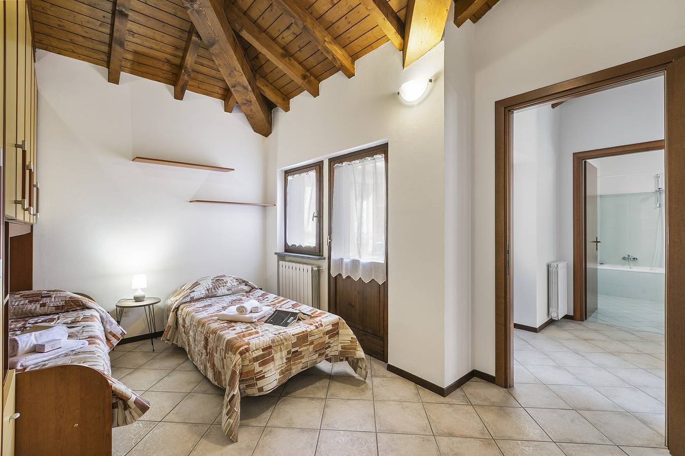 Foto 6 von 27: Nel Cuore Di Baveno Apartment, 50m from Lake