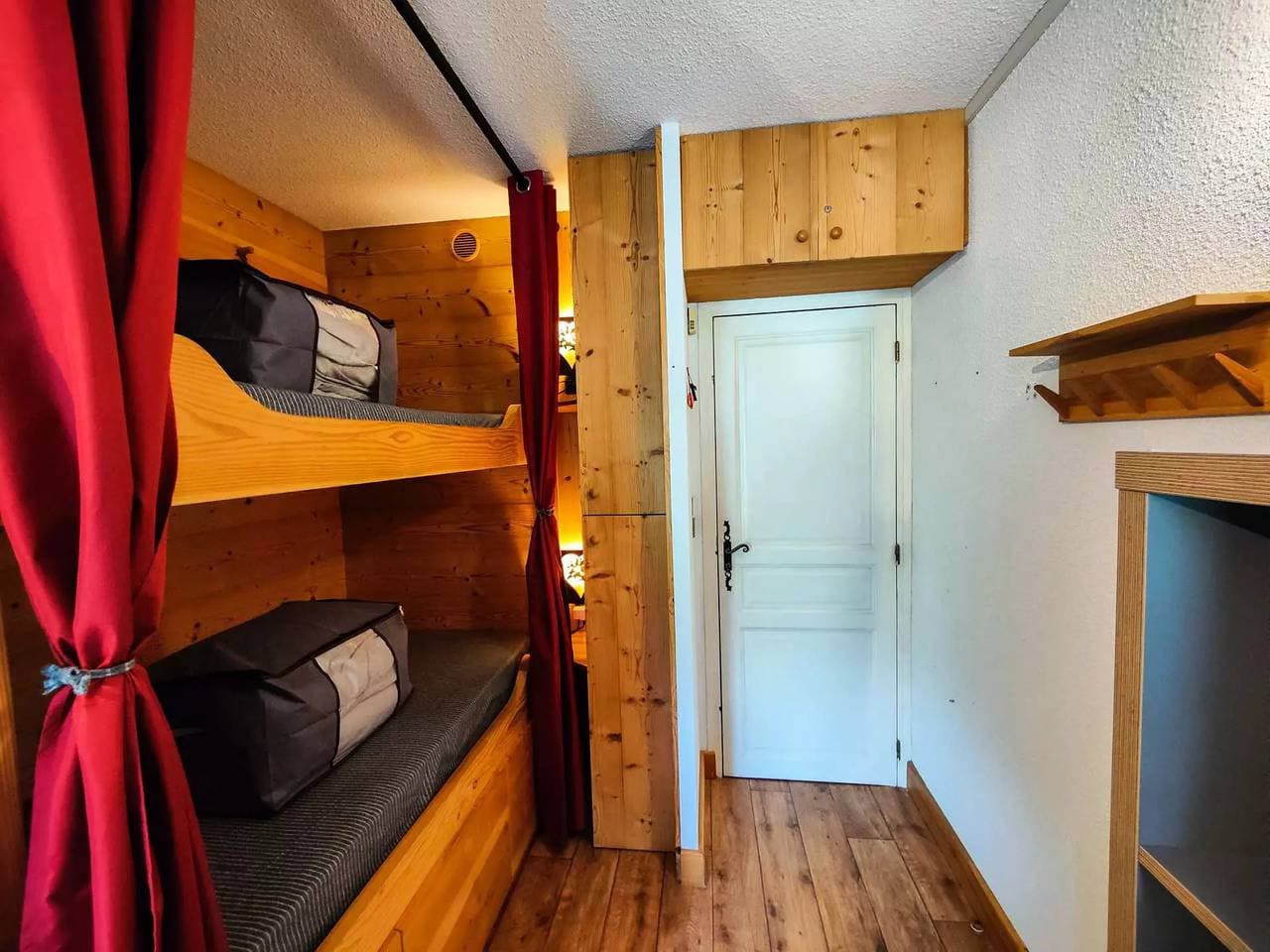 Foto 8 von 15: Studio Charmant 19m2 Ideal für 4 PERSONen mit Box