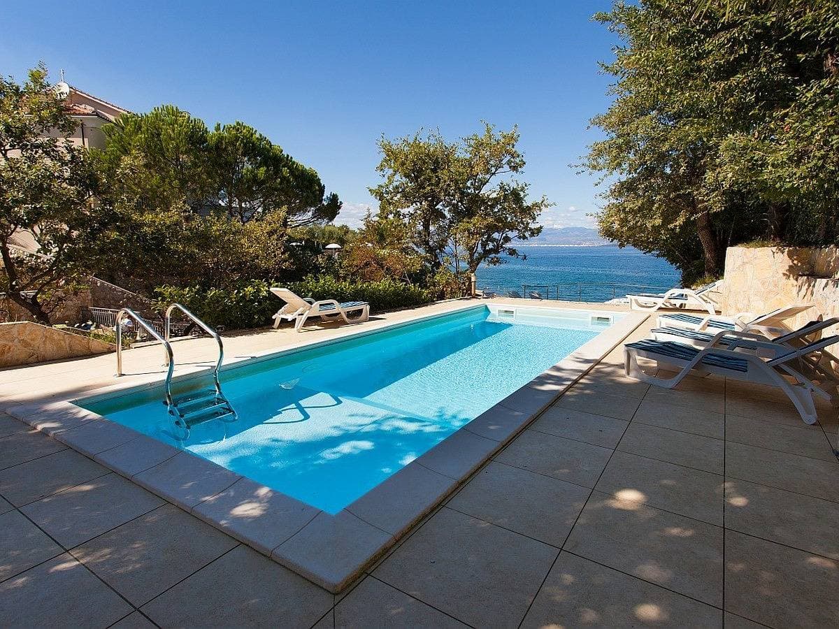 Apartment für 2 Personen am Strand in Vantačići 1