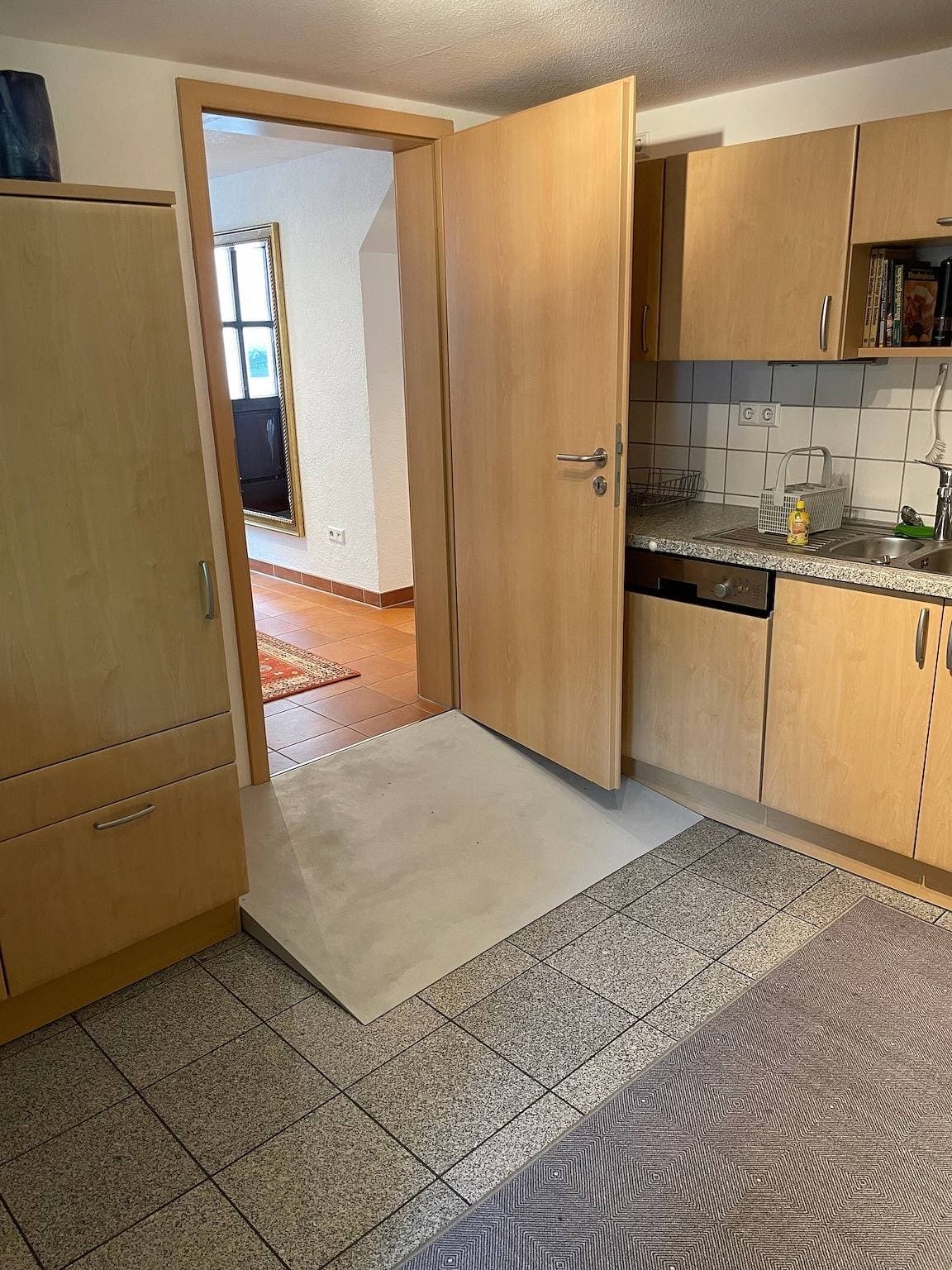 Foto 8 von 20: Ferienwohnung 'Barrierefreie Fewo - 'Im Graben'' mit privater Terrasse und Wi-Fi