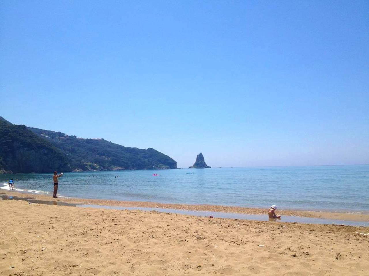 Foto 11 von 13: Studio-apartments mit Pool "maria" in Agios Gordios Beach