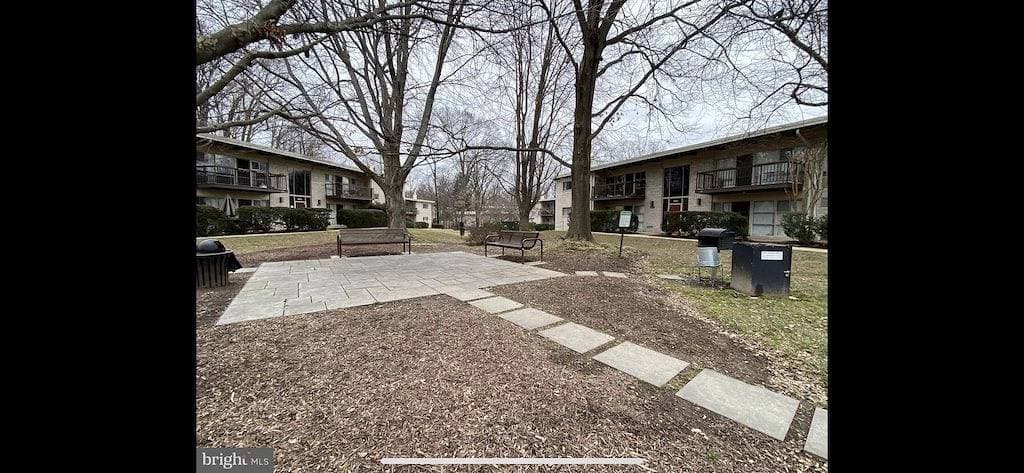 Foto 12 von 22: Quiet, Remodeled 1Br/1Ba Condo in Annandale, Va w/pool near Dc