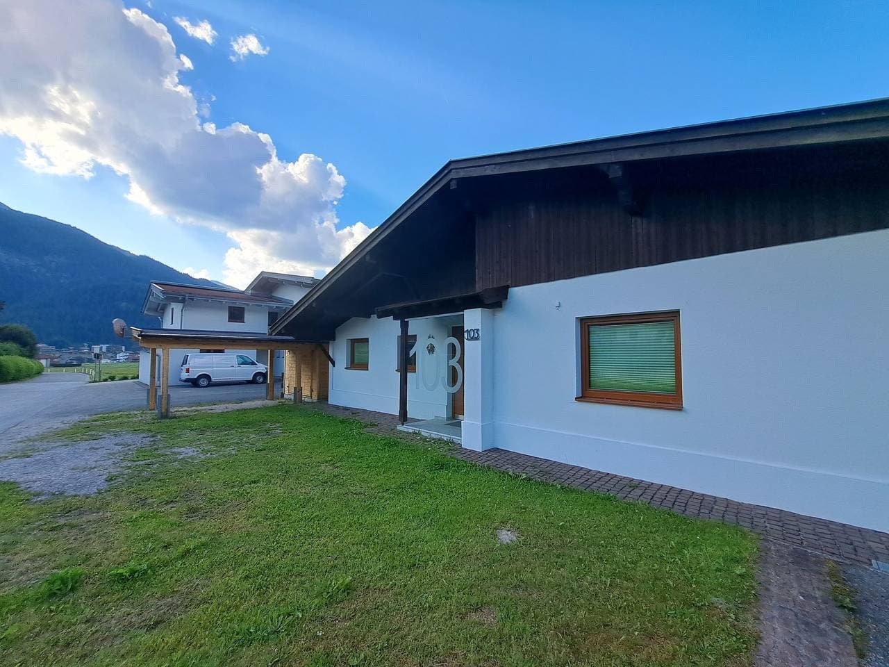 Achenkirch: Sehr schöner, gemütlicher Bungalow Panorama 1