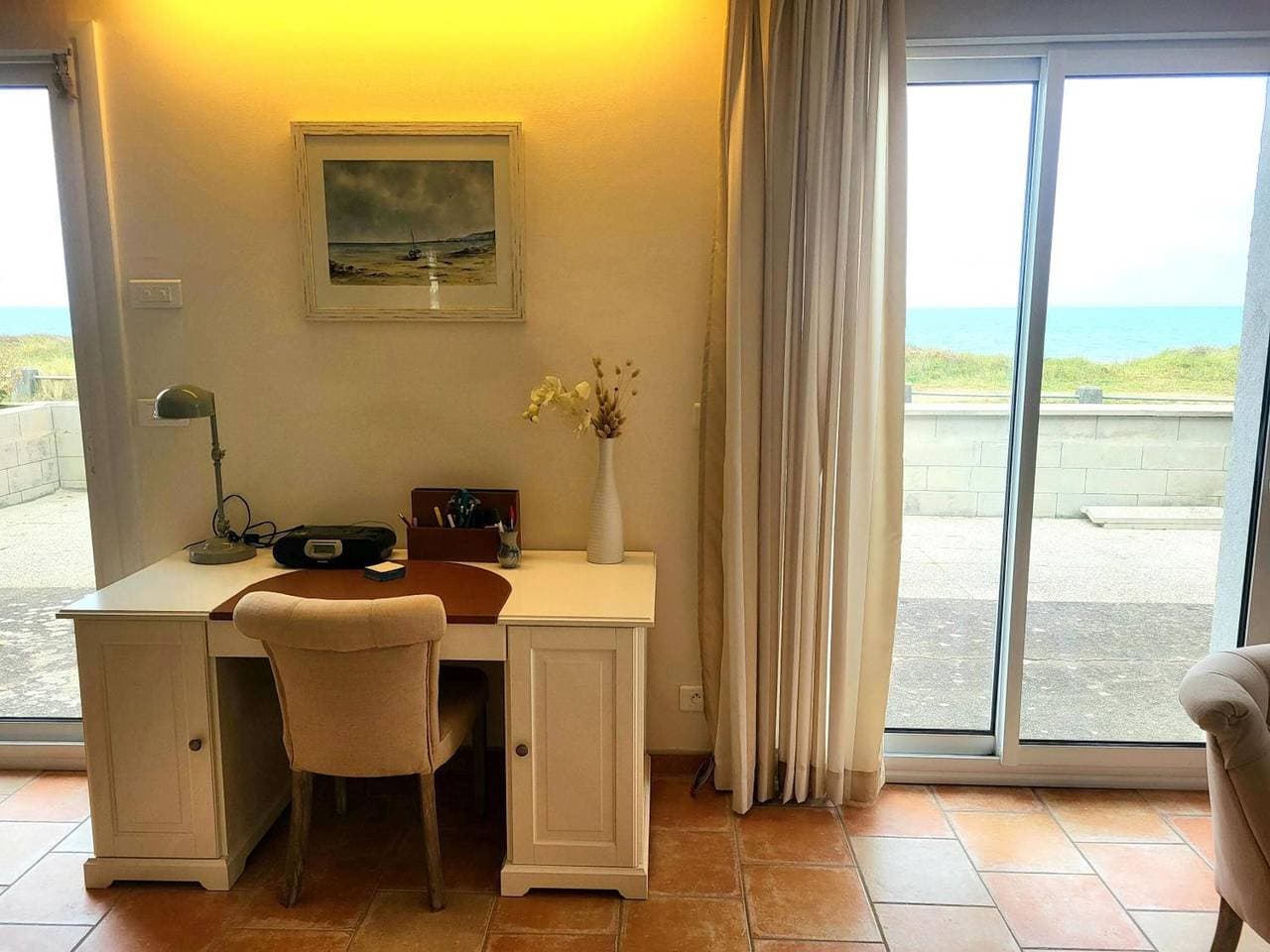 Foto 10 von 36: Villa 'Front De Mer Les Cordylines' mit Meerblick, privater Terrasse und WLAN
