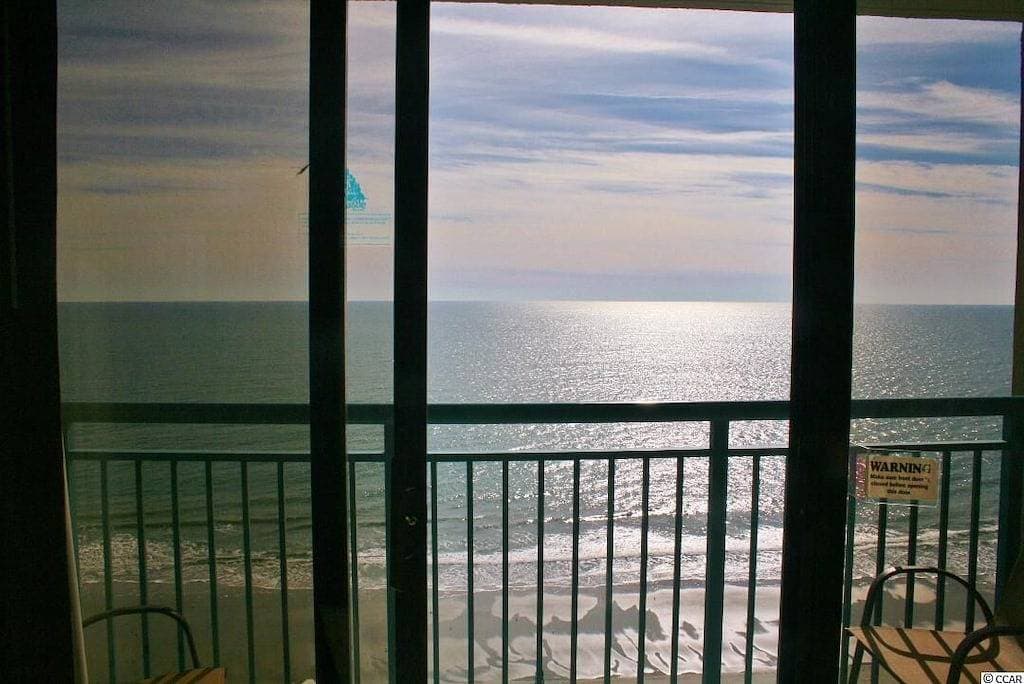 Foto 10 von 38: Direkte Meerfront Einheit im 14. Stock in Myrtle Beach, Sc