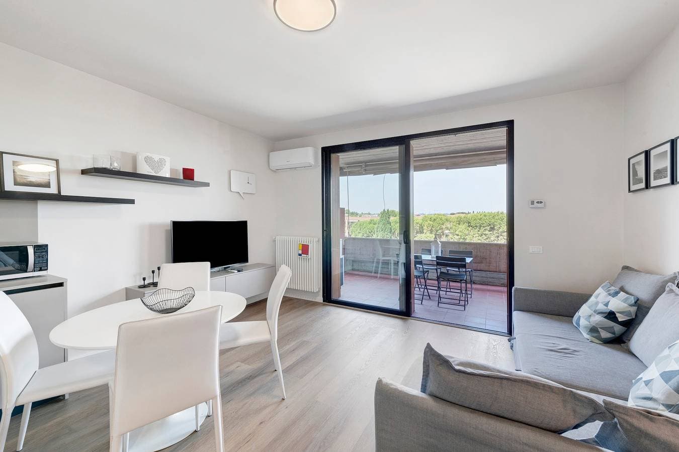 Foto 4 von 31: Apartment „La Casa Di Luca“ mit Gemeinschaftspool, WLAN und Klimaanlage