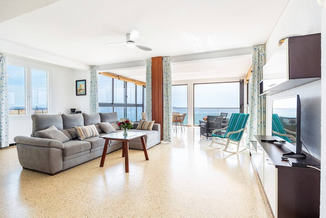Foto 3 von 31: Ferienwohnung 'Brisas Vista Mar' mit Meerblick, WLAN und Klimaanlage