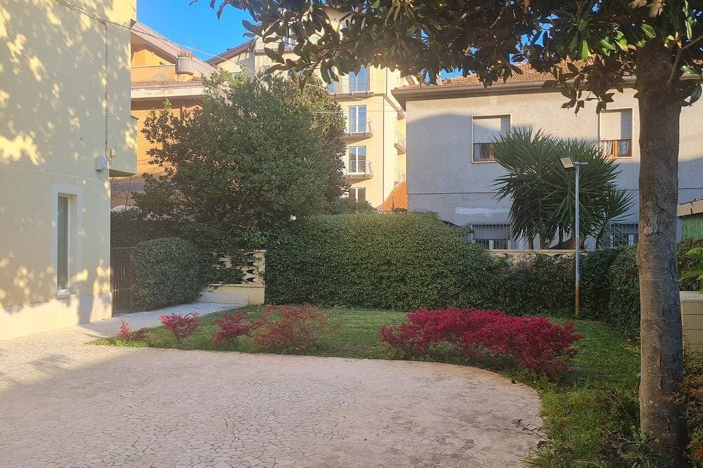 Foto 7 von 30: Penthouse neu 50 Meter vom Meer renoviert