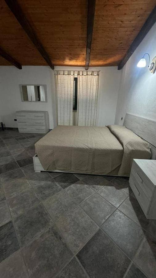 Foto 4 von 15: Three-Bedroom Apartment