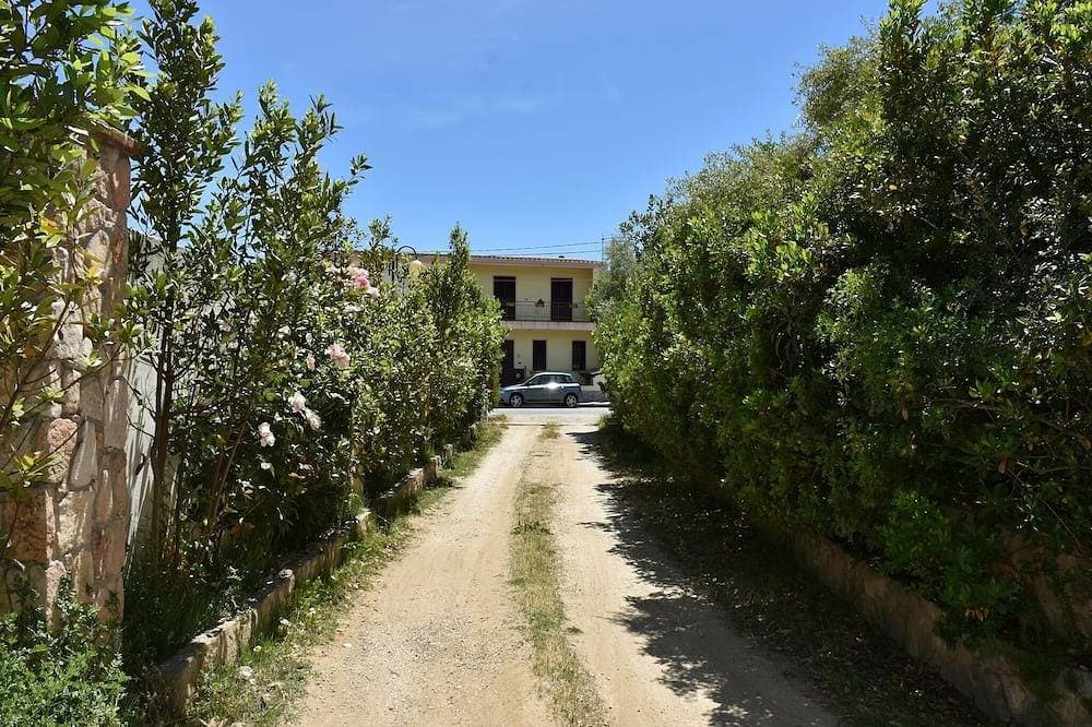 Foto 8 von 16: Ferienwohnung in villa mit Garten bis 5 Minuten vom Sandstrand