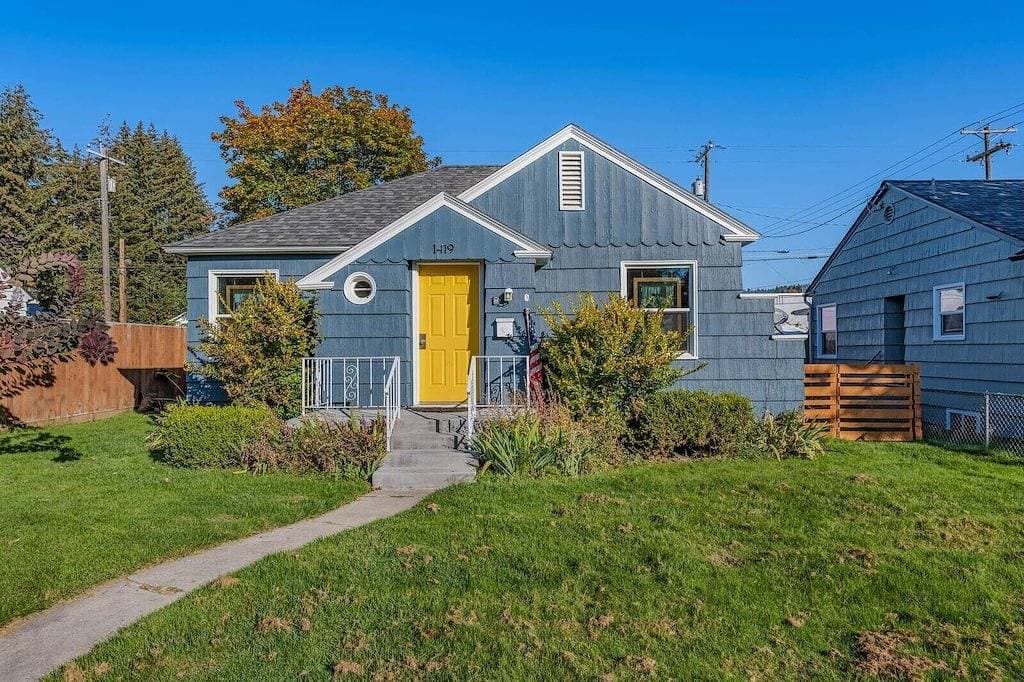 Foto 10 von 20: Walkable downtown getaway w/ free parking & BBQ