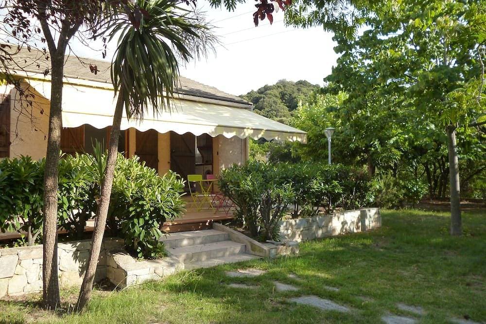 Komfortables Haus im Herzen des Patrimonio-Weinbergs 1