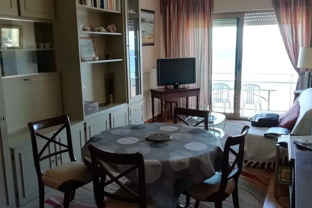 Foto 5 von 10: Voller Meerblick !! Wohnungstyp F2 mit Garage !!