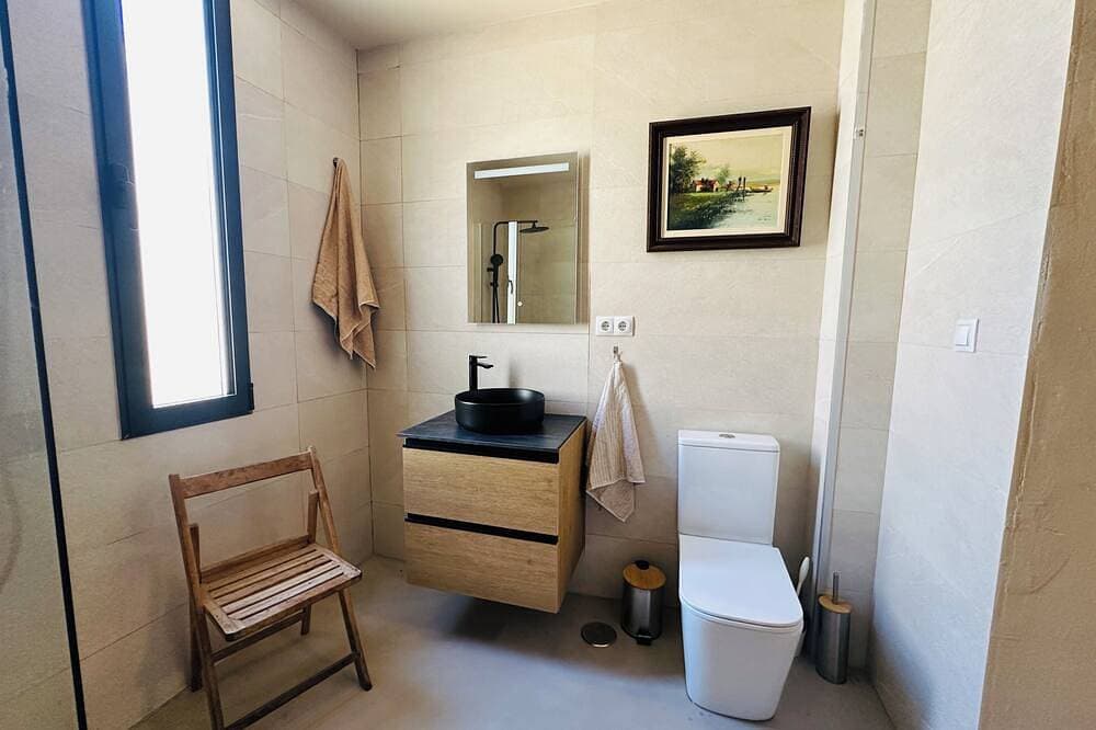 Foto 4 von 30: Modern apartment in San Juan, Alicante ideal for a romantic getaway