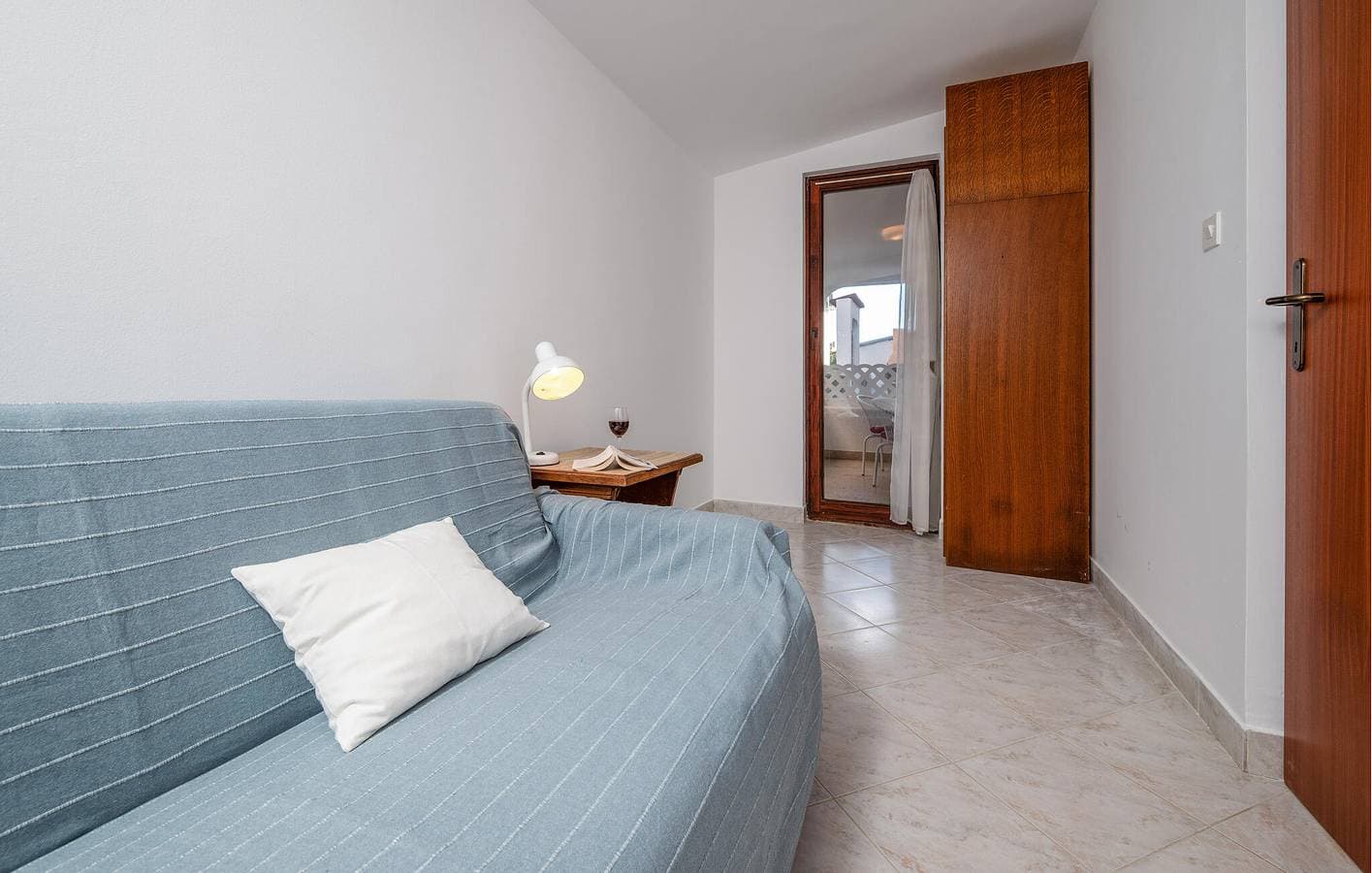 Foto 5 von 23: Gemütliche 2-Zimmer-Wohnung mit Terrasse, WLAN und Zugang zum Strand