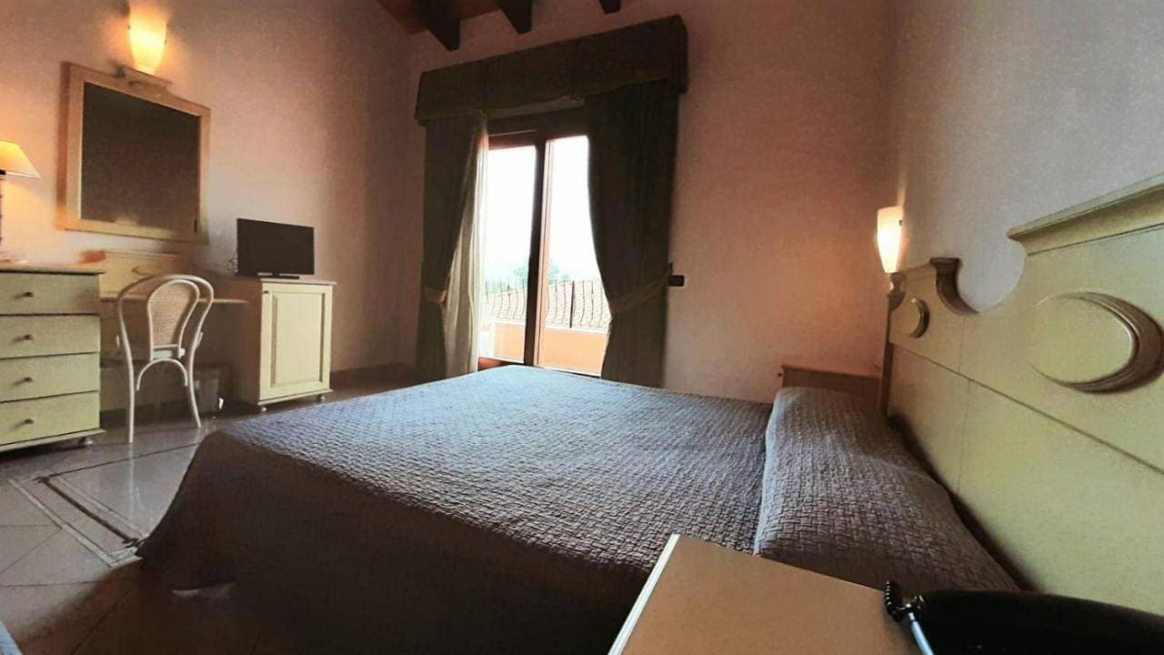Foto 5 von 8: Standard Double or Twin Room
