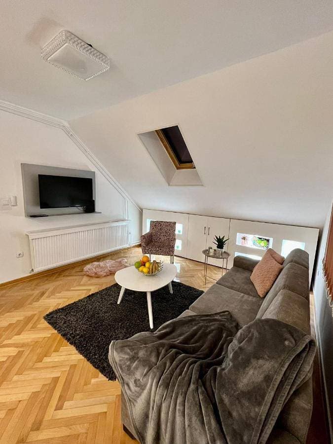 Foto 4 von 20: One-Bedroom Apartment