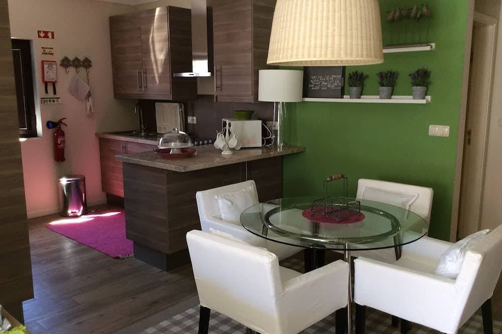Foto 6 von 7: Elegant Apartment in Downtown