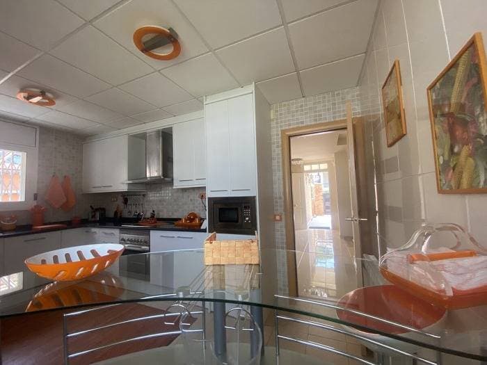 Foto 6 von 45: Ferienwohnung für 8 Personen mit Pool