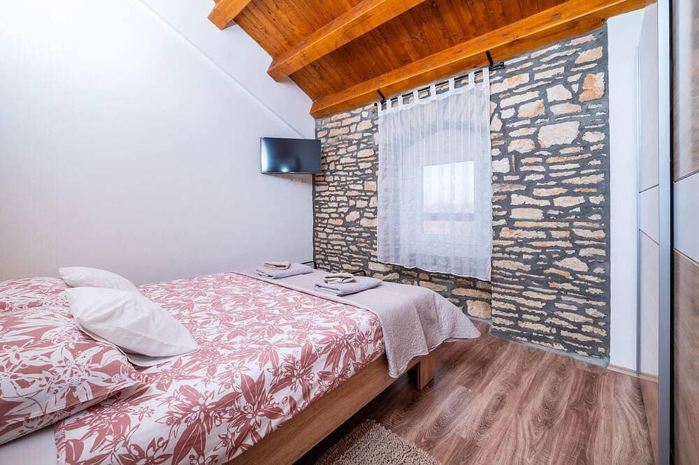 Foto 5 von 30: 3 bedroom amazing home in Brscici