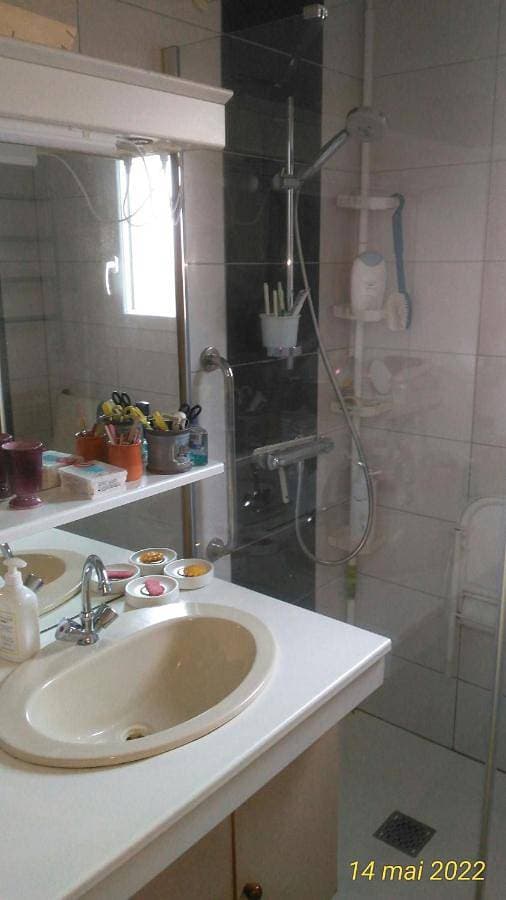Foto 5 von 8: Double Room with Shared Bathroom